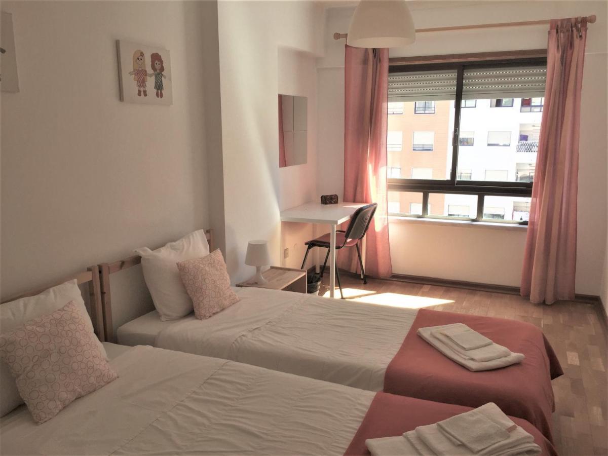 Apartamento Familiar Lisboa Taguspark São Marcos Kültér fotó